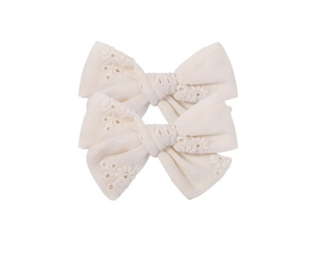 Bow Clips | White Embroidery