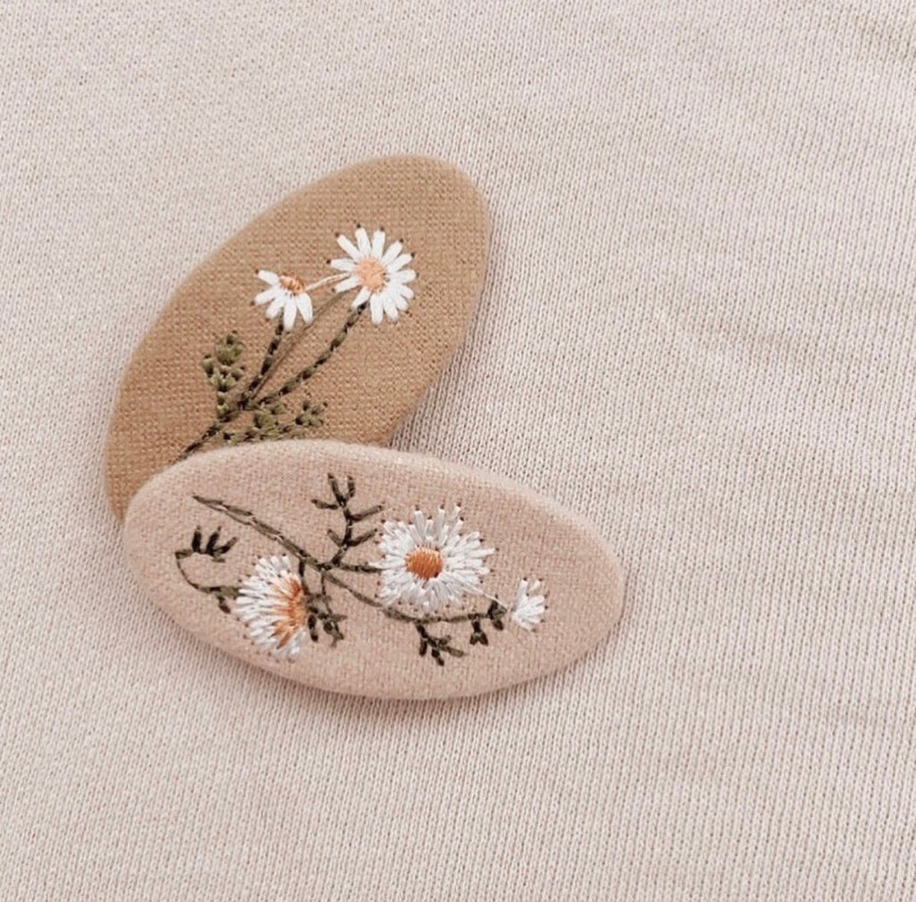 Embroidery Clip Set - Mae and Rae
